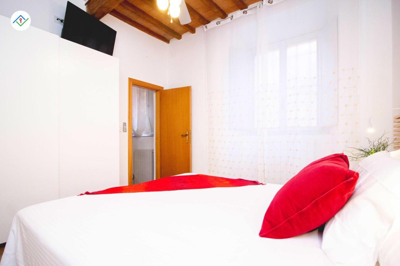 Pisa Tower Apartment Exterior photo